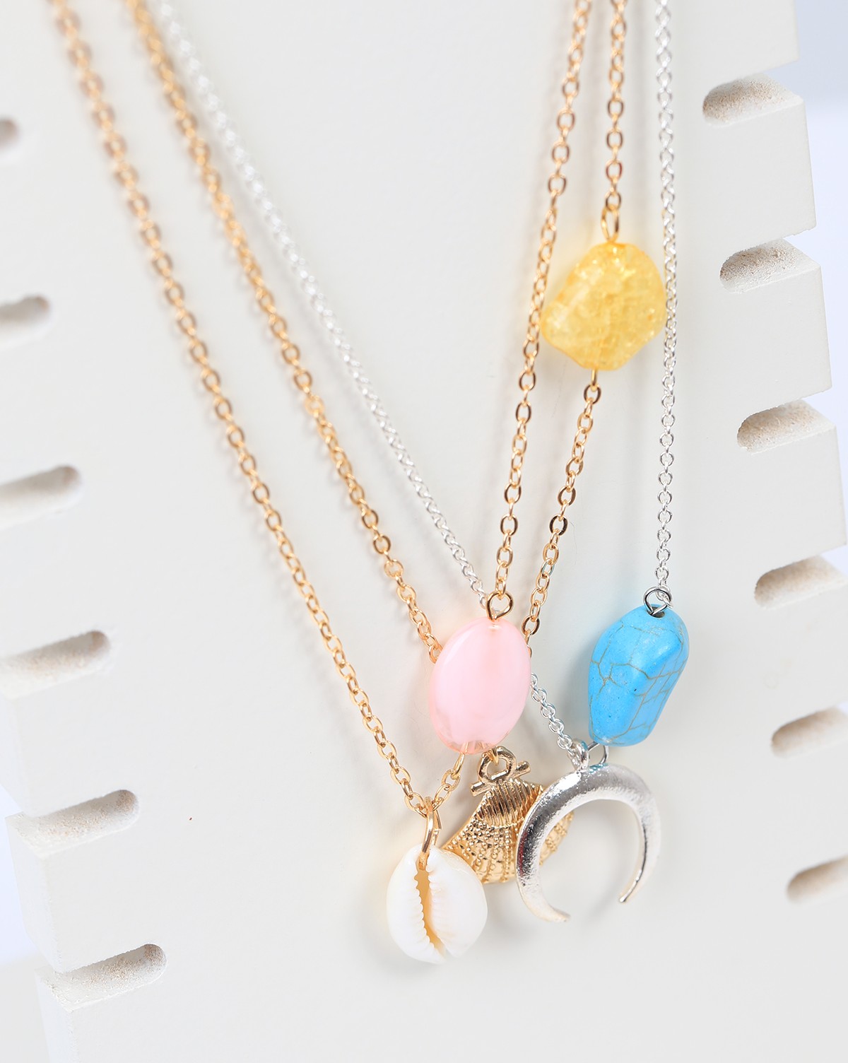 COLLIER*3