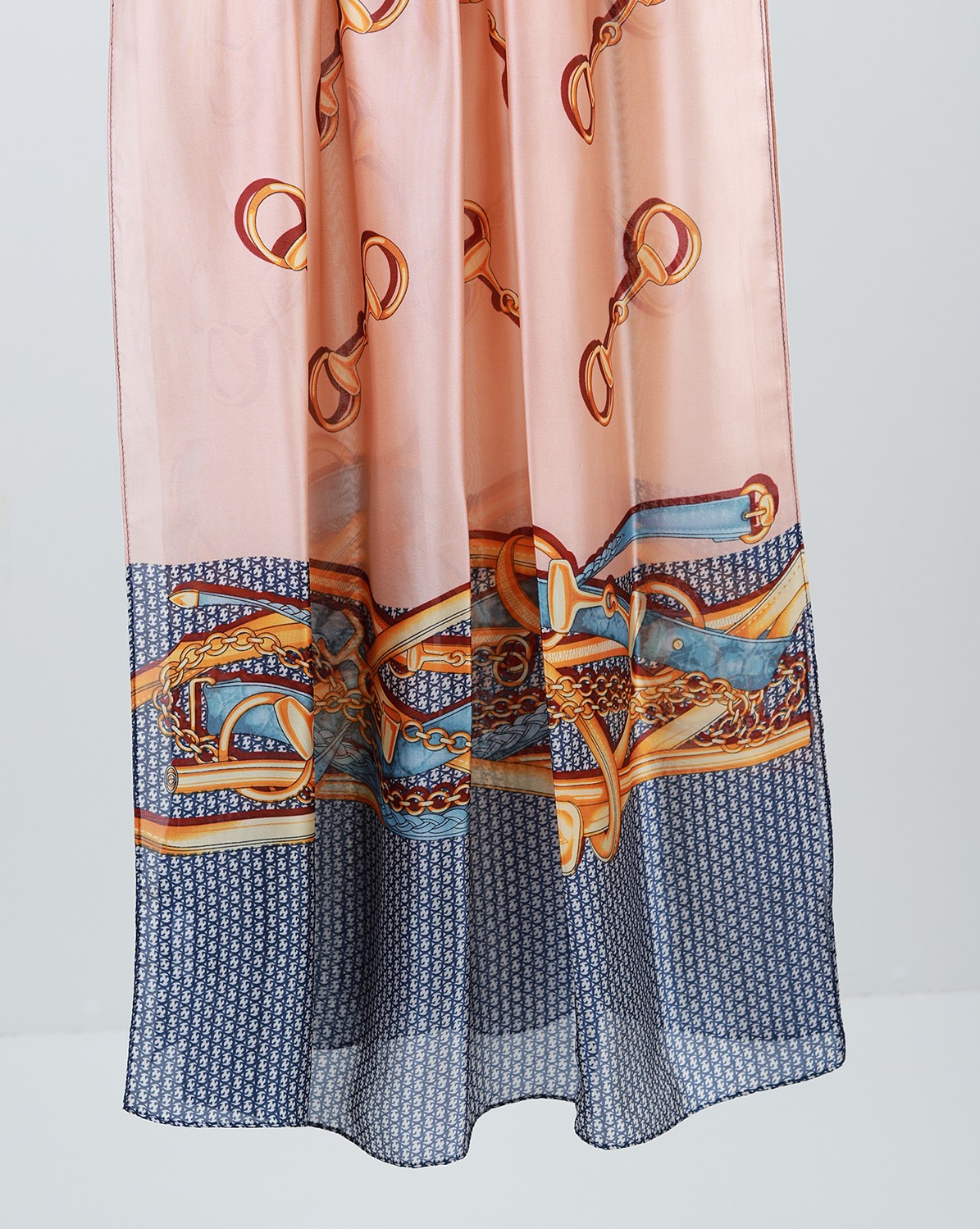 FOULARD SATINÉ IMPRIMÉ